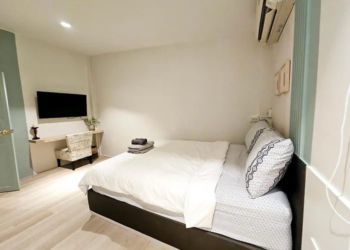 W House Apartment